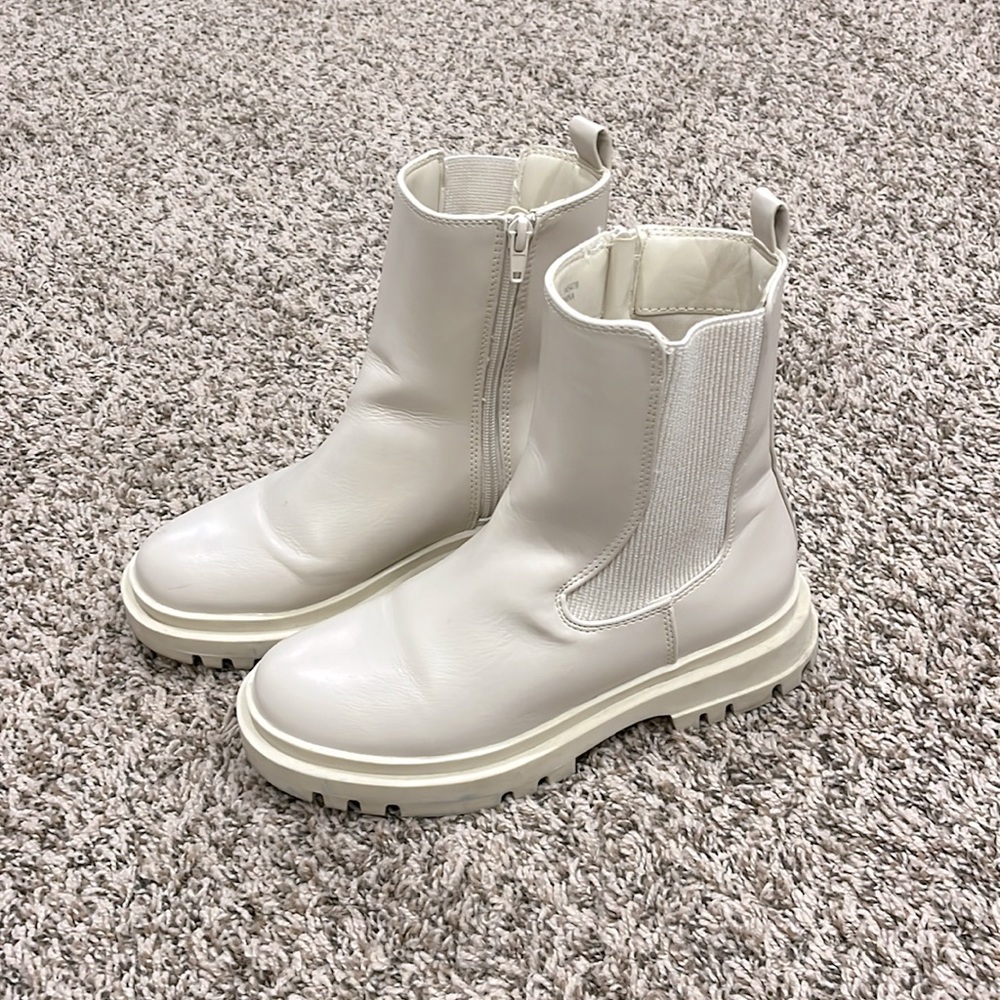 Women's White Ankle Boots